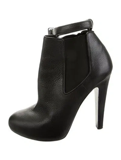 Pre-owned Vera Wang Leather Chelsea Boots In Black