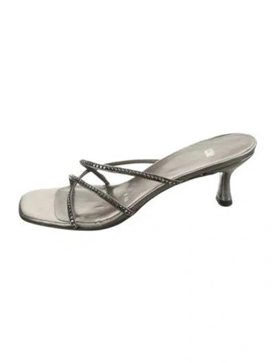 Pre-owned Vera Wang Leather Crystal Embellishments Sandals In Silver