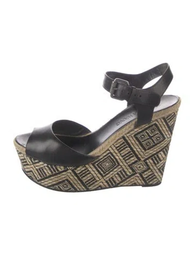 Pre-owned Vera Wang Leather Patterned Sandals