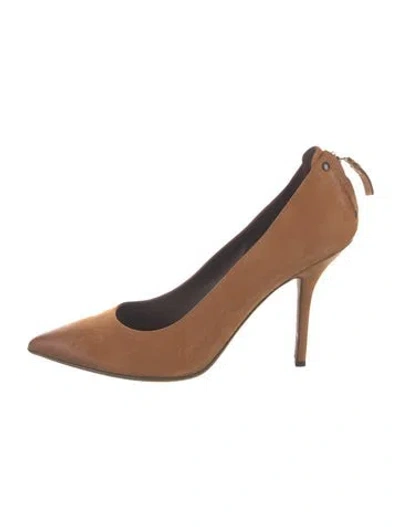 Pre-owned Vera Wang Leather Pumps In Brown