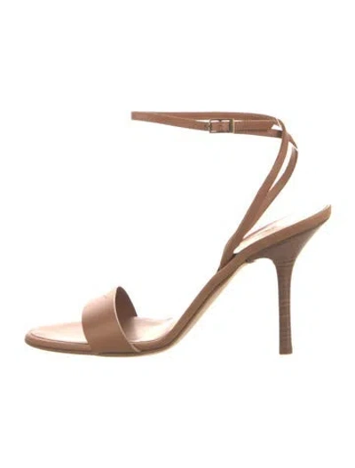 Pre-owned Vera Wang Leather Slingback Sandals In Neutral