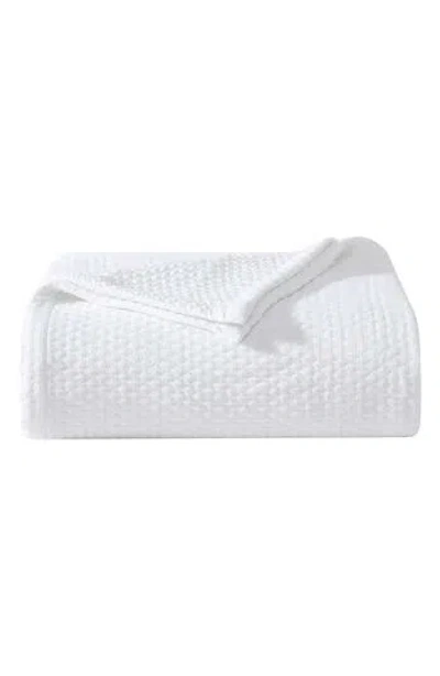 Vera Wang Matelassé Cotton Jacquard Blanket In White
