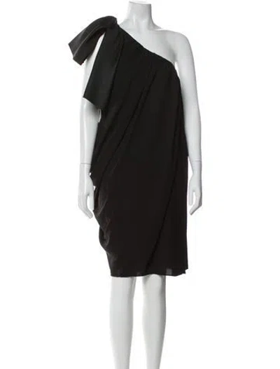 Pre-owned Vera Wang One-shoulder Knee-length Dress In Gray