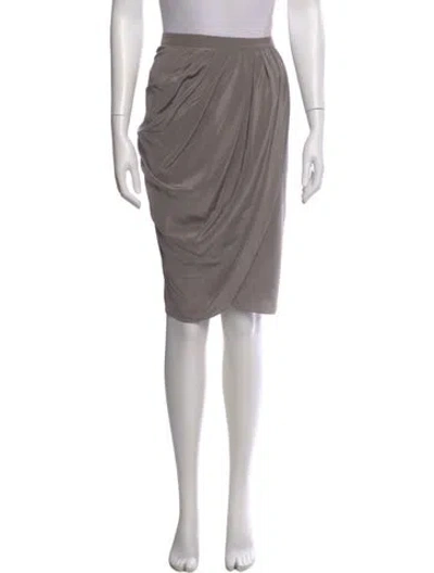 Pre-owned Vera Wang Pleated Accents Knee-length Skirt In Gray