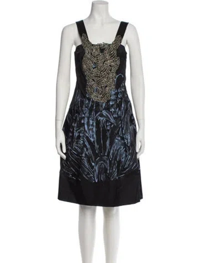 Pre-owned Vera Wang Printed Knee-length Dress In Multi