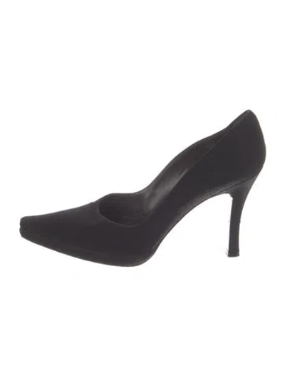 Pre-owned Vera Wang Satin Pumps In Black
