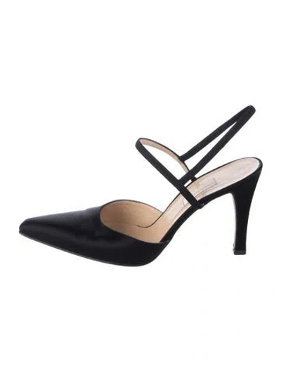 Pre-owned Vera Wang Satin Pumps In Blue