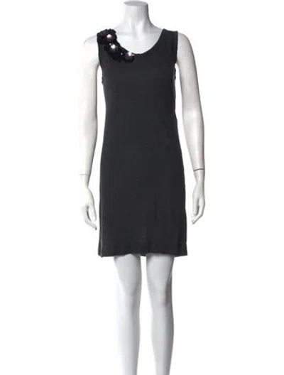 Pre-owned Vera Wang Scoop Neck Mini Dress In Black