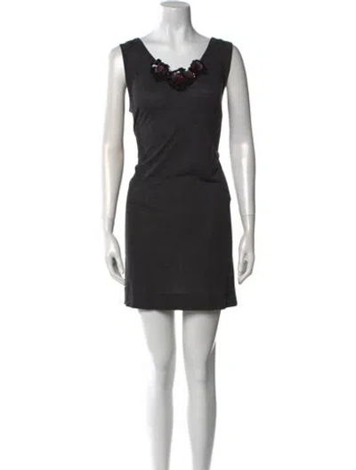 Pre-owned Vera Wang Scoop Neck Mini Dress In Gray