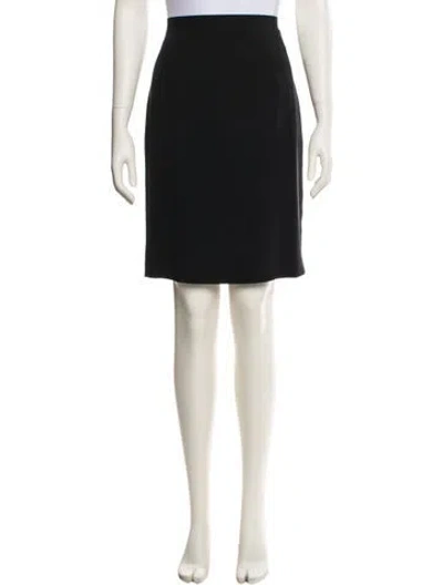 Pre-owned Vera Wang Silk Knee-length Skirt In Black