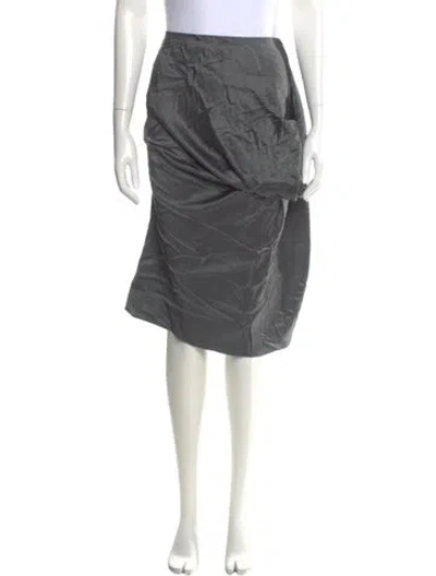 Pre-owned Vera Wang Silk Knee-length Skirt In Gray