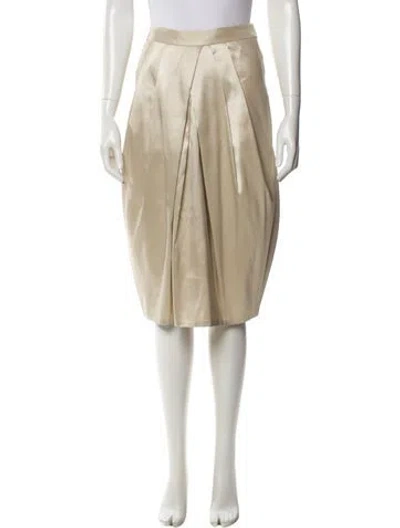 Pre-owned Vera Wang Silk Knee-length Skirt In Neutral