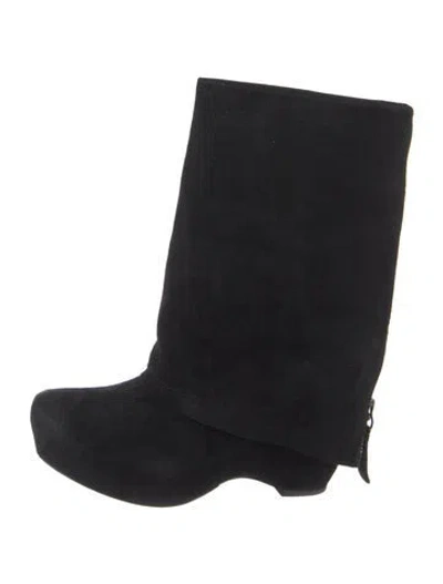 Pre-owned Vera Wang Suede Boots In Black
