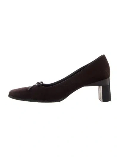 Pre-owned Vera Wang Suede Bow Accents Pumps In Brown