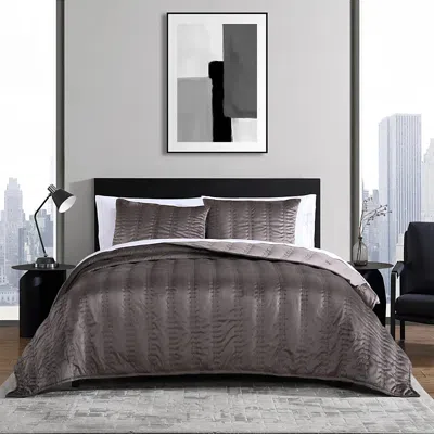 Vera Wang Velvet Linear Stitch 3 Piece Quilt Set, Queen In Brown