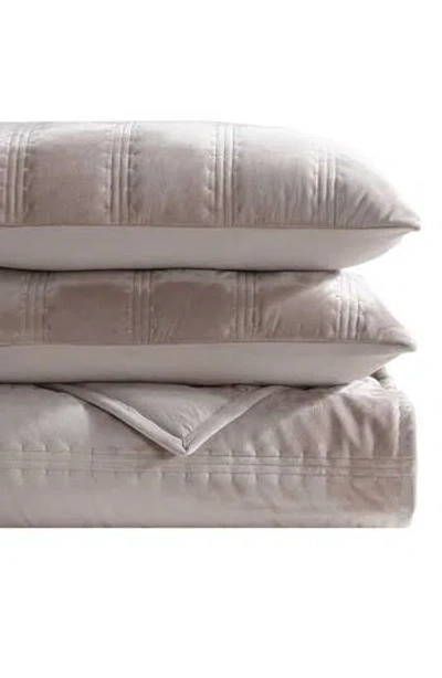 Vera Wang Velvet Linear Stitch Quilt Set In French Clay