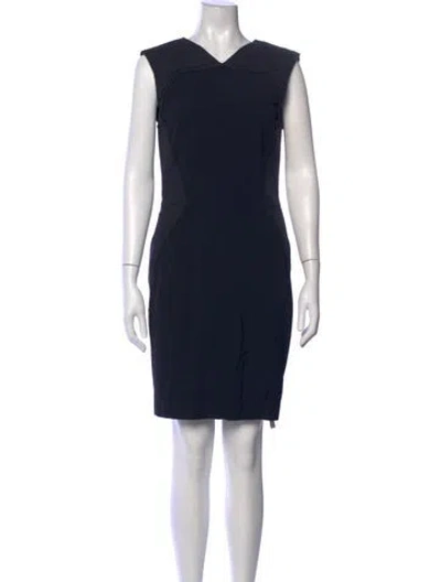 Pre-owned Vera Wang V-neck Knee-length Dress In Neutrals