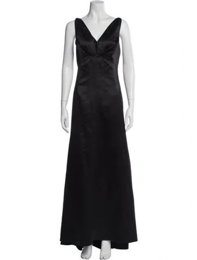 Pre-owned Vera Wang V-neck Long Dress In Black