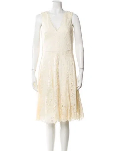 Pre-owned Vera Wang V-neck Midi Length Dress In Neutral