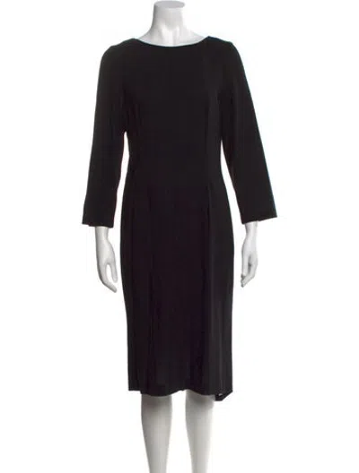 Pre-owned Vera Wang Wool Knee-length Dress In Black