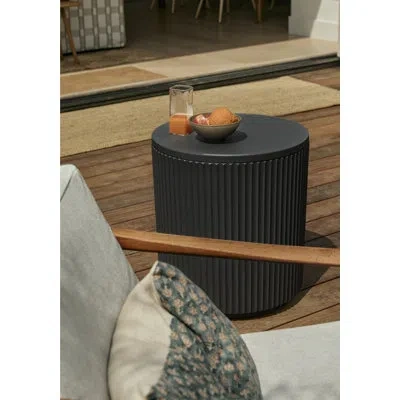 Veradek Chill Side Table In Black
