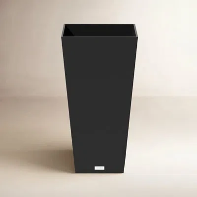 Veradek V-resin Series Plastic Pot Planter In Black
