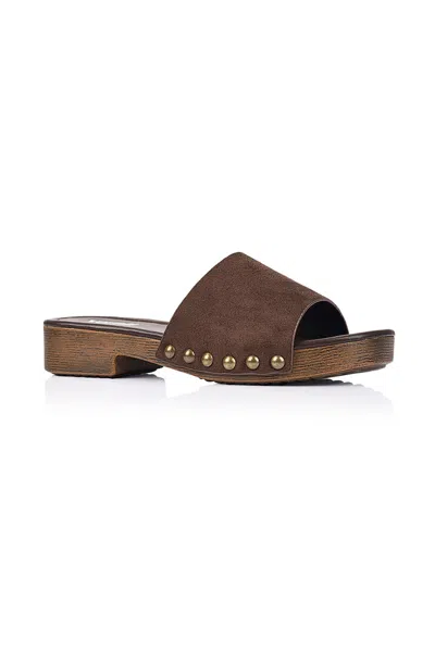 Verali Chester Clogs In Brown