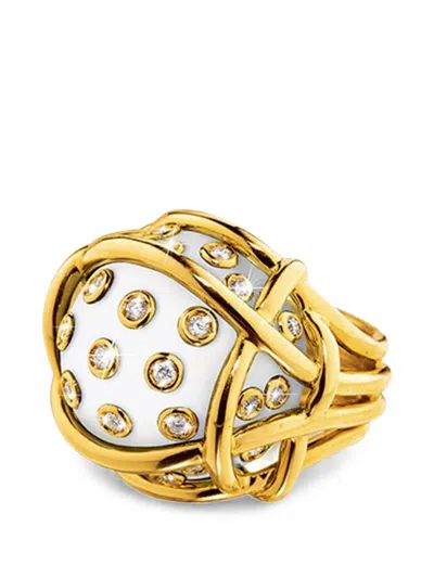 Verdura Cocholong And Diamond Ring In Gold