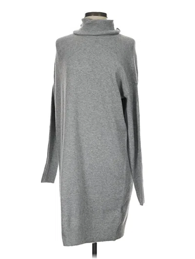Pre-owned Vero Moda Casual Dress In Gray