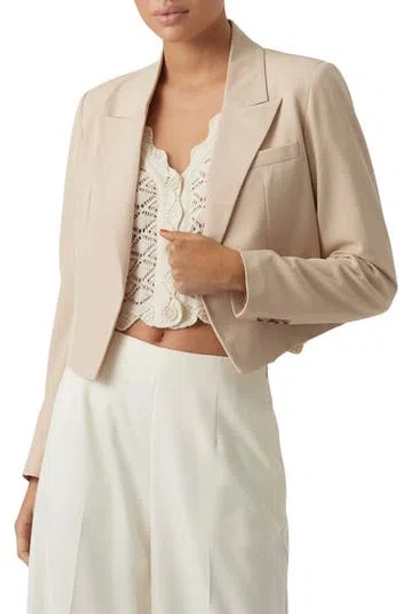 Vero Moda Saimaitzi Peaked Lapel Crop Blazer In Irish Cream