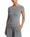 Veronica Beard Devin V Neck Tee In Gray