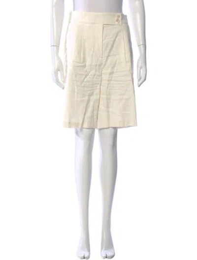 Pre-owned Veronica Beard Knee-length Shorts In Neutral