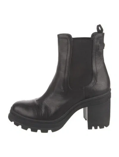 Pre-owned Veronica Beard Leather Chelsea Boots In Black