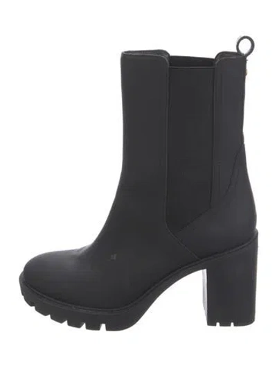 Pre-owned Veronica Beard Leather Chelsea Boots In Black