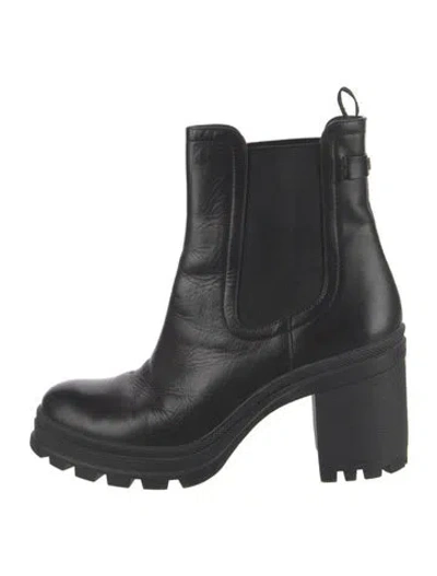 Pre-owned Veronica Beard Leather Chelsea Boots In Black