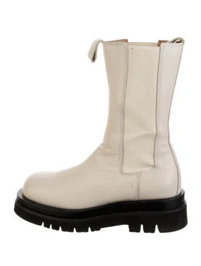 Pre-owned Veronica Beard Leather Chelsea Boots In Neutral