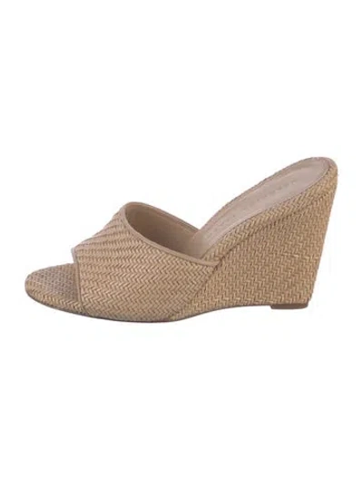 Pre-owned Veronica Beard Leather Espadrilles In Neutral