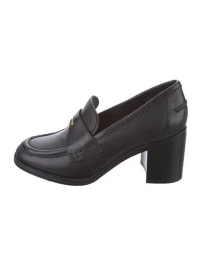 Pre-owned Veronica Beard Leather Loafers In Black