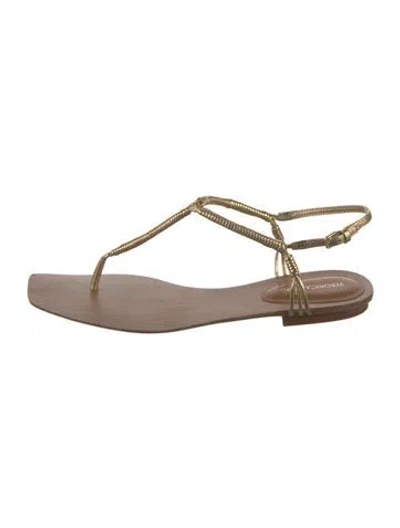 Pre-owned Veronica Beard Leather T-strap Sandals
