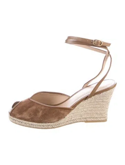 Pre-owned Veronica Beard Suede Pumps In Multicolor
