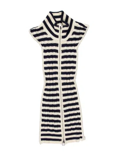 Pre-owned Veronica Beard Wool Printed Shawl In Blue