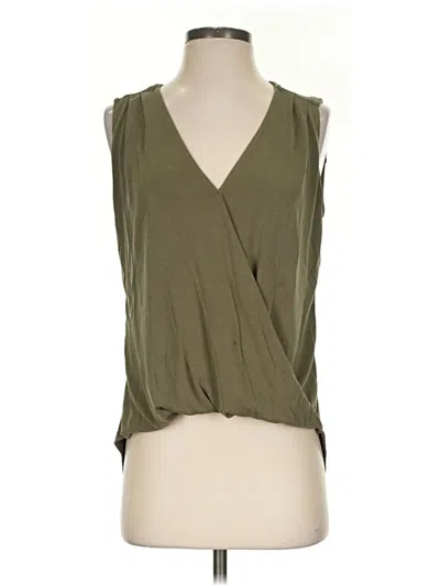 Pre-owned Veronica M Sleeveless T-shirt In Green