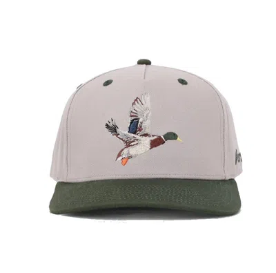 Versa The Greenhead Adjustable Hat In White