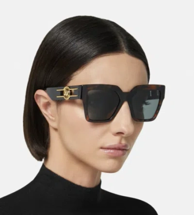 Pre-owned Versace 0ve4458-542987 Havana Sunglasses