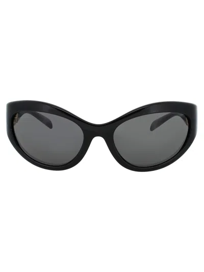 Versace 0ve4485 Sunglasses In Black/gold - Smoke