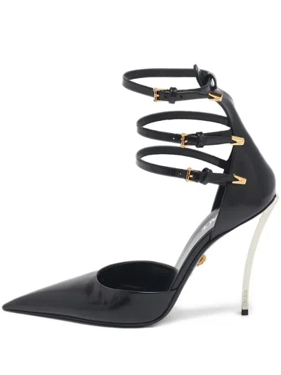 Pre-owned Versace 125mm Pin Point Pumps In Black