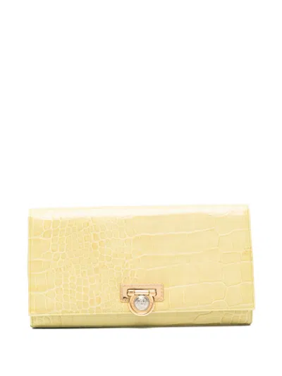 Pre-owned Versace 1990s Croc-embossed Leather Clutch Bag In Yellow