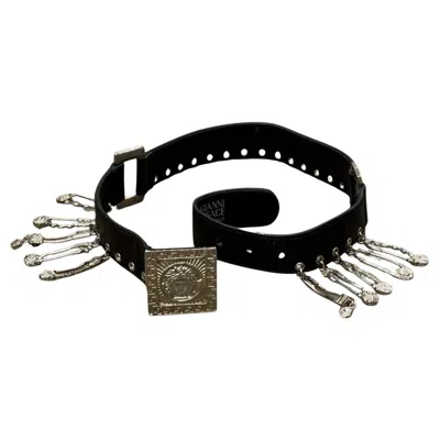 Pre-owned Versace 1990s Gianni  Safety Pin Leather Belt In Black