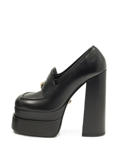 Pre-owned Versace Aevitas Leather Pumps In Black