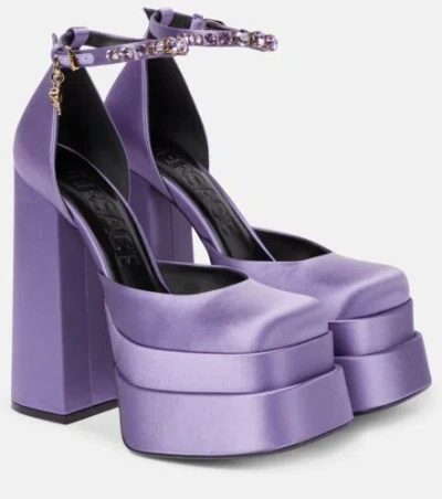 Pre-owned Versace Aevitas Platform Purple Orchid Satin Pump Crystal 37.5/ 7.5 Nwb $1,575